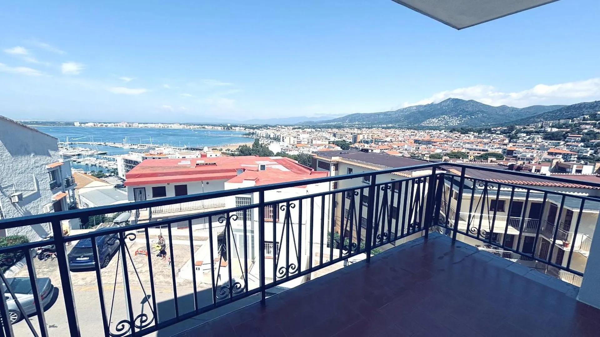 Apartment Ferienwohnung Mar I Neu Roses